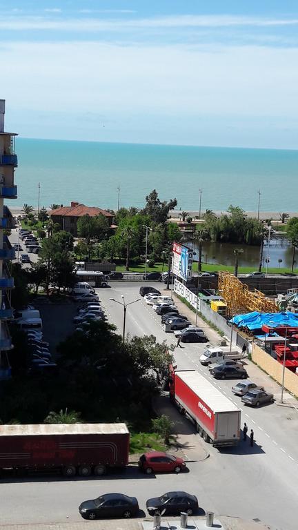 Апартаменты Big Flat In Батуми Экстерьер фото